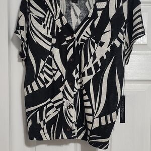 Tahari Monochrome Linen Shirt